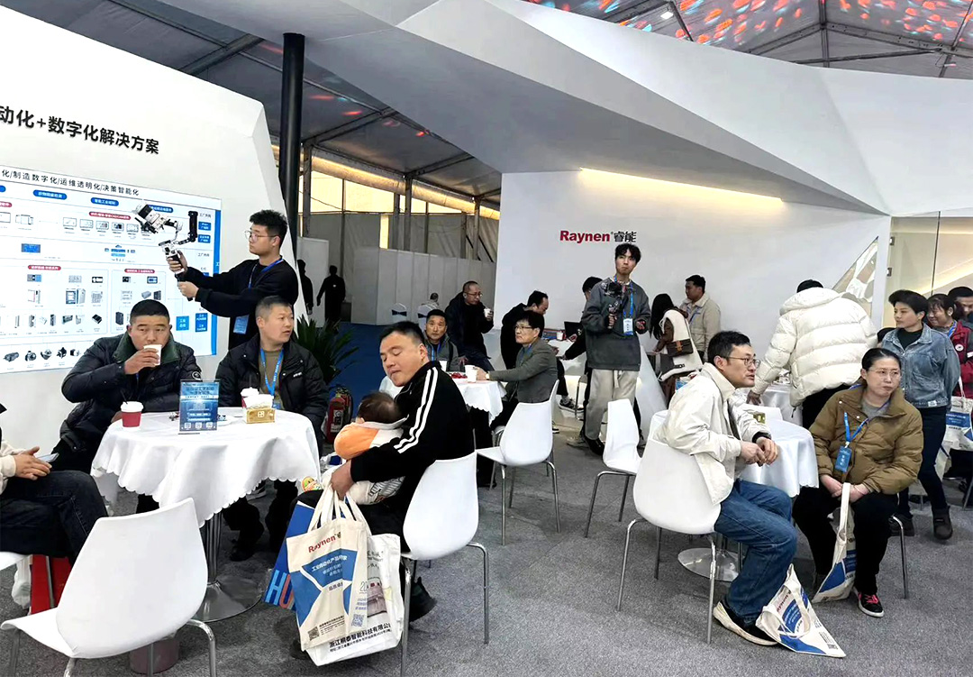 濮院展會精彩回顧 | 睿能展位人潮涌動，行業(yè)前沿技術(shù)一覽無余https://mmbiz.qpic.cn/mmbiz_jpg/uVPLicGse1zfSGAnFj8sU92BkOhtqnEerEJasH17wcFWMmXUSNBo3ibFJKHRHTG82ccnGjNOMEhdcbEAZuheWEIQ/640?wx_fmt=jpeg&from=appmsg&tp=wxpic&wxfrom=5&wx_(圖10)